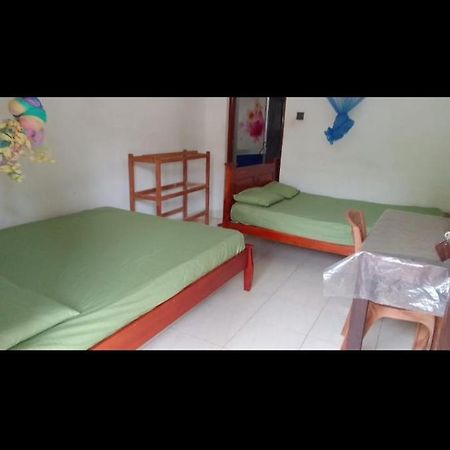 קטרגמה Dinesh Guest House מראה חיצוני תמונה