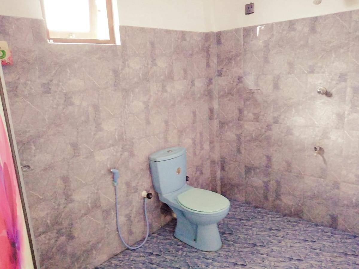 קטרגמה Dinesh Guest House מראה חיצוני תמונה
