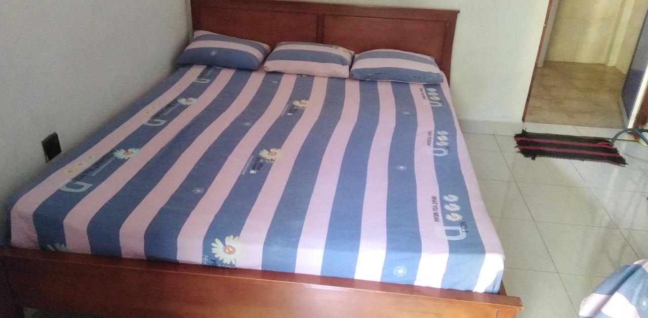 קטרגמה Dinesh Guest House מראה חיצוני תמונה